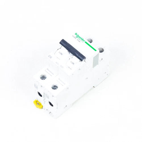 SCHNEIDER ELECTRIC IC60N-D6A, Disjuntor Miniatura: 2P, 6A, IC60ND6A Usado...