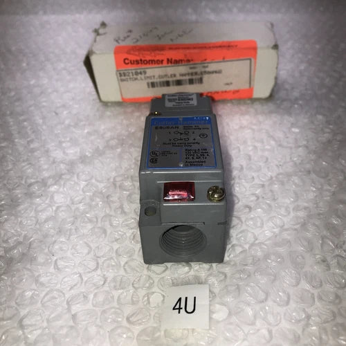 ** NEW CUTLER-HAMMER E50DW2 HEAVY DUTY LIMIT SWITCH E50SAN SERIES A1 &A3 #