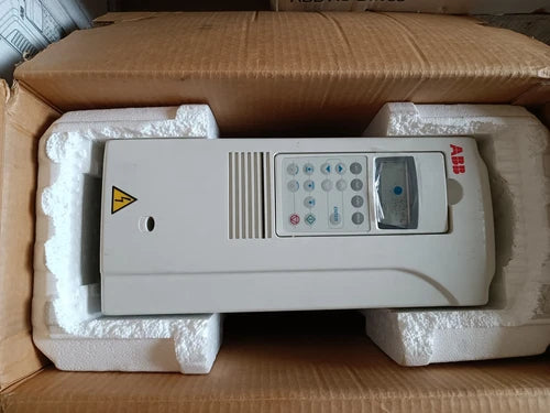 ABB ACS800-01-0016-3 + P901 NEU OVP