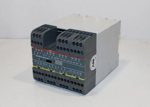 ABB PLUTO B42 AS-i Controlador de Seguran?a Program¨¢vel 2TLA020070R1400