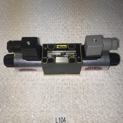** NEW PARKER D1VW001CNJP-82 24VDC VALVE DIRECTIONAL CONTROL#