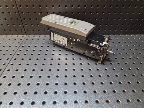 Elau Schneider Electric ILM0702P01F0000 Servomotor #3