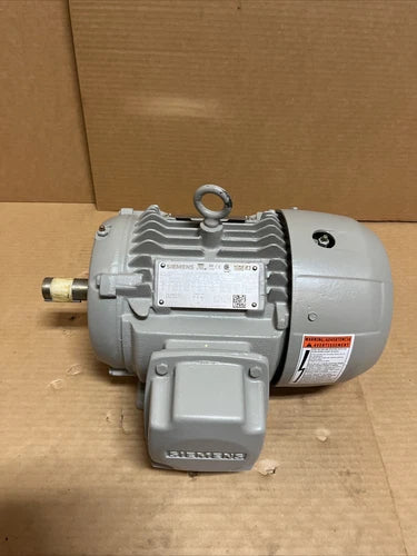 New SIEMENS 5hp Motor Type SD100 5hp 3505 RPM 460V 1LE23211CA312AB2