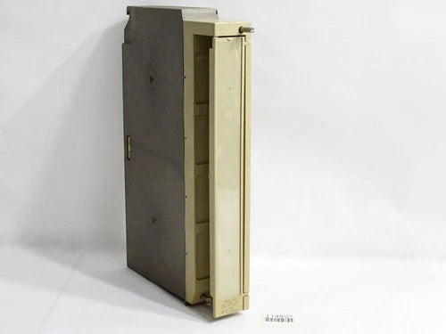 Siemens 6ES5470-7LA12 6ES5 470-7LA12 470 Analog Output