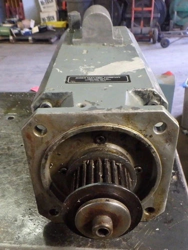 SIEMENS MOTOR 1FT6086-1AF71-1EH1_ENCODER: F02 2048 S/R KTY 84