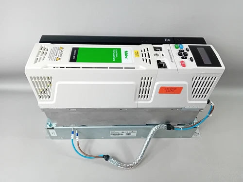 Control Techniques / Nidec M702-044 00150 + EMC-Filter 4200-0252