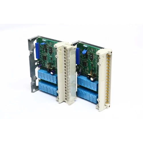 2pcs Schneider Automation TSXDEZ28D2 16I 24VDC + 12Q REL TBLK READ DESC (B1365)