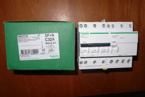 DISJONCTEUR IDD40N DIFERENTIEL A9DV7732 TETRA. 32A 300mA CA SCHNEIDER ELECTRIC