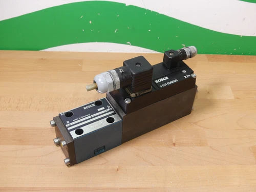 Bosch Control Valve 0 811 404 034 pmax 315 bar + 0 831 006003 2.7A
