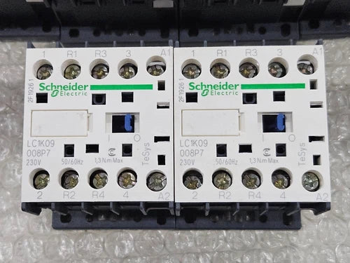 Schneider LC1K09 (7 units)
