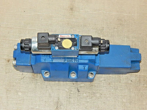 Rexroth R900949376FD 4WRZ 25 W6-325-70/6EG24N9ETK4/D3V Control Valve Used