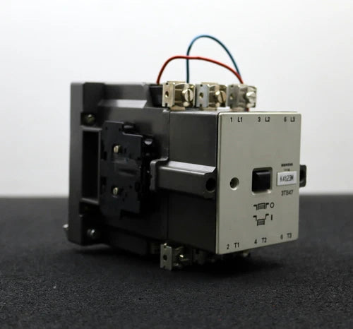 SIEMENS Leistungssch¨¹tz 3TB4717-0B 90A 600V Spulenspannung 24VDC gebraucht