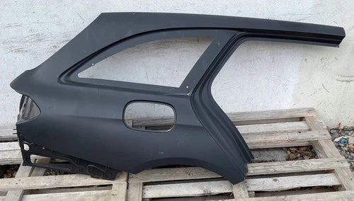 Fender Mercedes-Benz A2136300260 Estate W213 traseiro direito usado