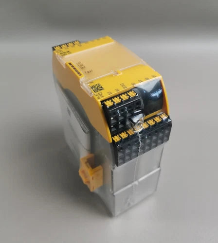 Pilz 751111 PNOZ s11 C 24VDC 8n/o 1n/c NEU