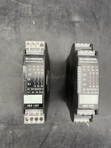 1pc x SCHMERSAL AES1337 250V/6A 24V/6A RELAIS DE SECURITE