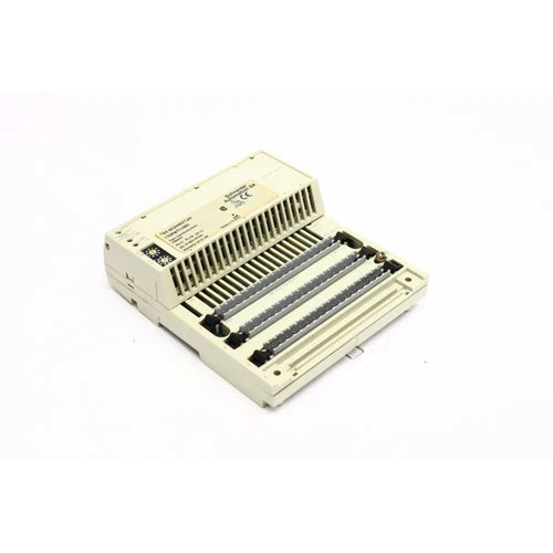 Schneider automation 170 ADI 340 00 + 170FNT11001 I/O base Fipio comm mo (B1349)