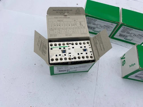 1 peça x SCHNEIDER ELECTRIC LP2 K0610FD TESYS 049711 CONTATOR DE REVERSÃO