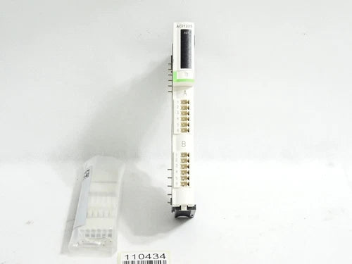 Schneider Electric Advantys STB ACI 1225 STBACI1225 + STB XBA 1000 / Unbenutzt