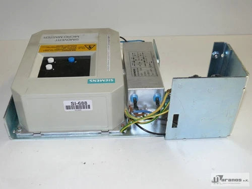 Siemens MicroMaster 6SE3013-4BA07-3KK0 / 4693057 / G85139-D2792-A075 ///