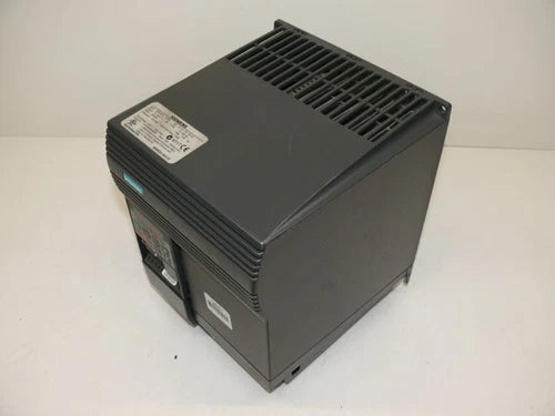 Siemens 6SE9221-8CC13 Micromaster Frequenzumrichter 6SE9 221-8CC13 / 4kW NEU