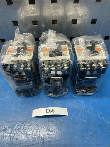 (3) NEW FUJI ELECTRIC SC-03 SC11AA 380-400V CONTACTORS Fast Shipping!