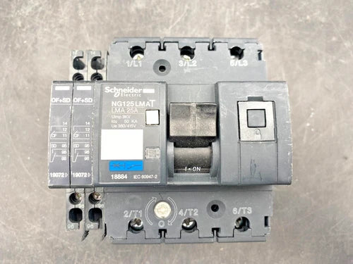 SCHNEIDER ELECTRIC ACTI9 NG125LMA 25A 3P3D DESCANSADOR MAG 18884 + 2 x 19072