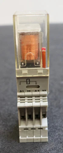 PHOENIX CONTACT Relaisstecker 2852104 mit SIEMENS Kammrelais V23054-D3021-W142