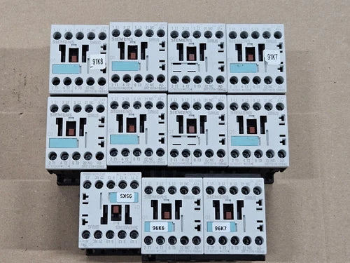 Siemens 3RT1016-1BB42 (11 units)