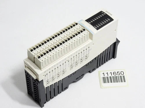 Schneider Electric STBDDI3725 24VDC IN 16pt sink + STBXBA3000