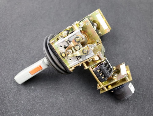 Siemens Double Master Switch 3SJ7222-0TT01-A01+A0 2x 125/220/380VAC