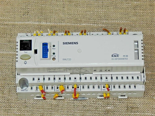 Siemens RMU720-1 Universalregler RMU720  used