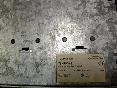 施耐德 TSXRKY8E 8 槽扩展底盘，环境好！ GARANT？FACTURA 发票