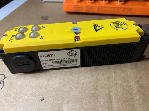 1 x Ifm Electronic AC902S .Safetyswitch 2SI3DO A/AOCCP