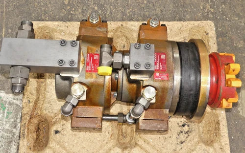 MOOG D954-0041/E HPR18B1RKP063KD28F2Z00DS1+ HPR18XXRKP063KD28F2Z00 see pictures