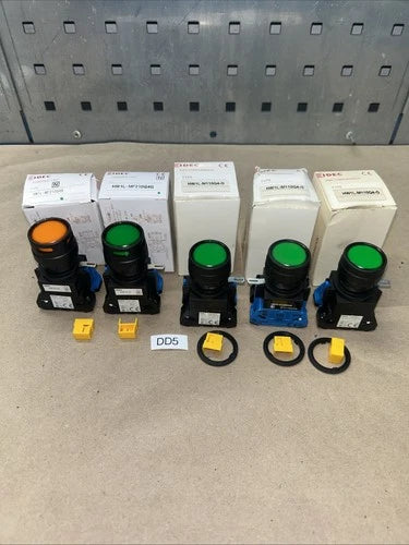 (3) IDEC HW1L-M110Q4G (1) MF210Q4G,(1) MF210Q4A  5 Total NIB Fast Shipping!