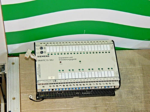 Siemens Simatic S5-101U 6ES5101-8UC11 Expansion Unit 6ES5 101-8UC11 Used
