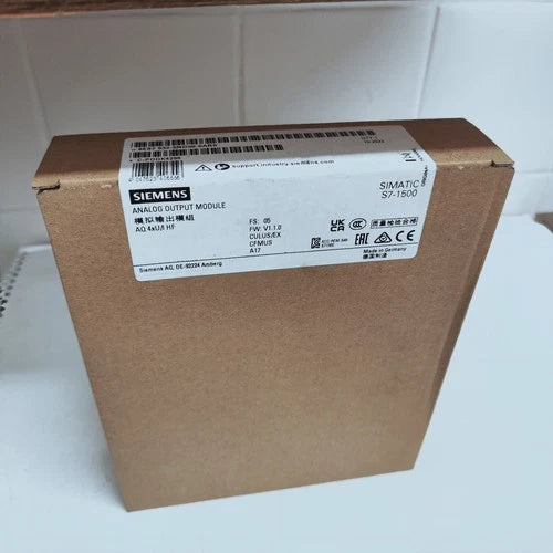 New Siemens 6ES7532-5ND00-0AB0 6ES75325ND000AB0 S7-1500 Analog Output Module