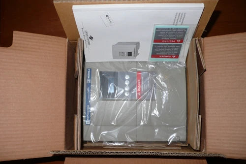 VARIATEUR VITESSE 三相 380V 3kW 施耐德电气 ATV18U54N4 TELEMECANIQUE