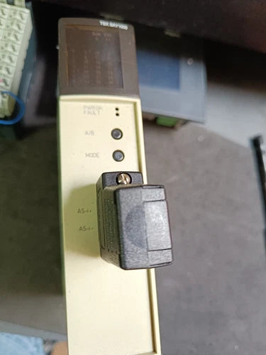 施耐德 TSXSAY1000、TSX SAY 1000、MODICON、ENV？或 PIDO、FACTURA GARANT？A