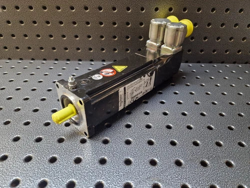 施耐德电气SH30553P02F2000 SH055/80013/0/0/00/00/00/11/00伺服电机