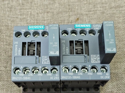 Siemens 3RH2131-1BB40 plus 3RT2916 (2 pieces)