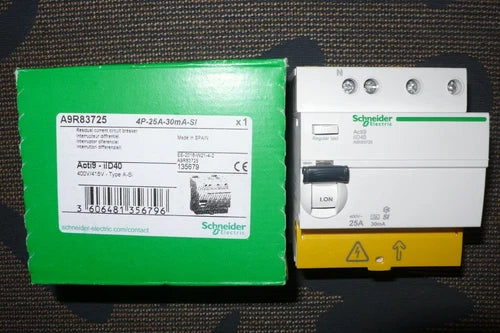 差动断路器 4 极 25A 30mA A SI SCHNEIDER ELECTRIC A9R83725 MERLIN