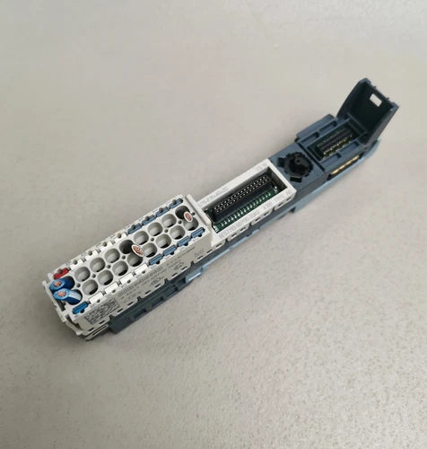 Siemens 6ES7 193-6BP00-0DA0 / 6ES7193-6BP00-0DA0