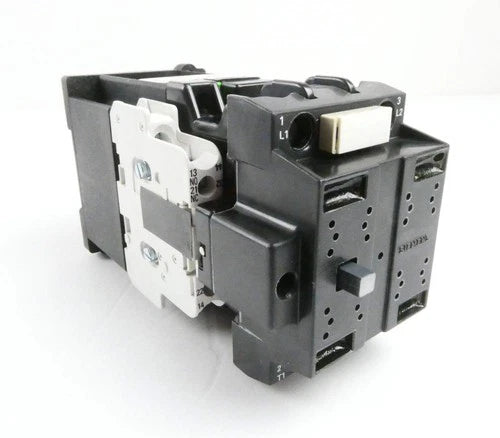 SIEMENS 3TC4417-0AM4 (220VDC) CONTACTOR