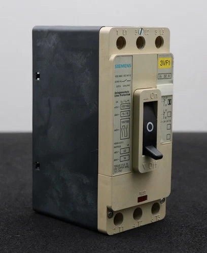 SIEMENS Motorschutzschalter 3VF1231-1FE41-0AB4 32A 256A gebraucht