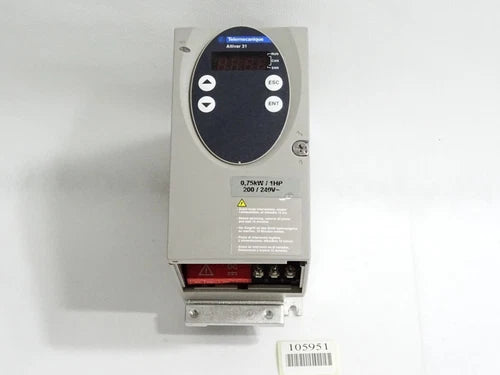 Telemecanique Schneider Frequenzumrichter ATV31H075M2 0.75kW