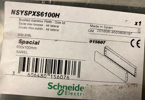 施耐德电气 NSYSPXS6100H Edelstahl-Sockel-Fronteinbausatz，OVP