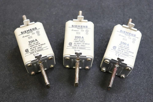 SIEMENS SITOR 8xSicherungseinsatz fuse-link 3NA3 140 200A HN1 500V 120kA 600VAC