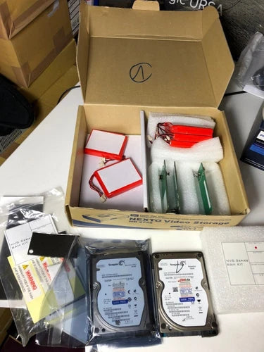 1 NEXTO DI NVS2500 Video Storage KIT 2 HDD (750gb/320Gb) +Jog Switch + 3 battery