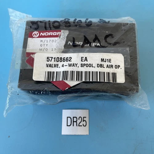 *BRAND NEW* Norgren M/1702/3 4-Way Valve, Spool, Double Air Op. || Warranty ????